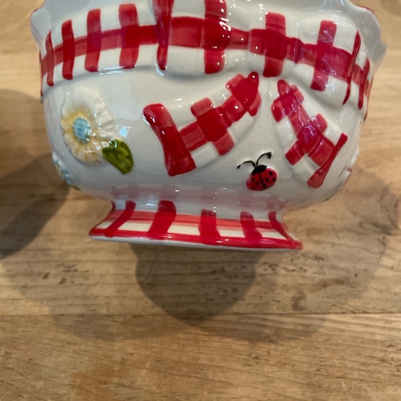 NWOT Set of 2 Temp-tations Red White Floral Gingham ladybug scalloped bowls 24oz - Picture 4 of 9